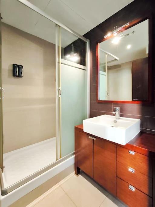 Moderno Apartamento Duplex En Terrassa Centro 외부 사진